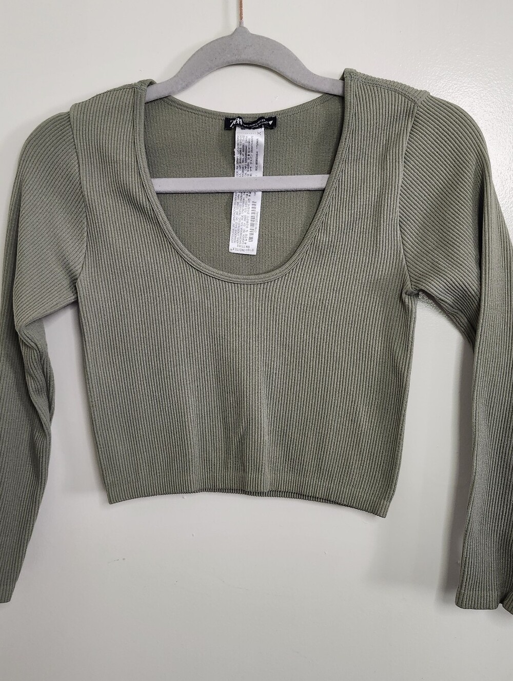 Zara Sage Green Ribbed Knit Long Sleeve Baby Tee Scoop Neck Top M-L